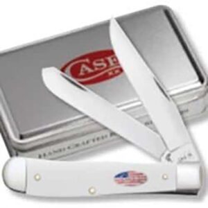 Smooth White Synthetic Trapper w/Patriotic Shield in Gift Tin